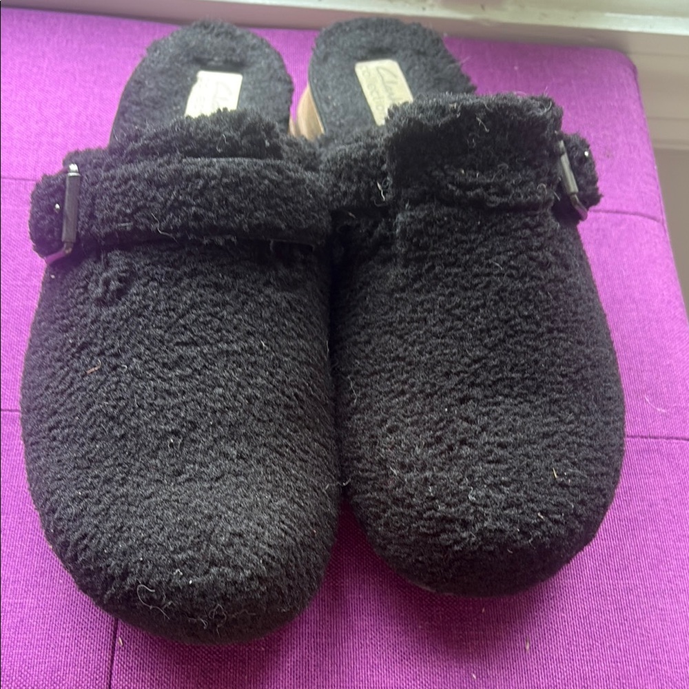Clarks Black Fuzzy Mules